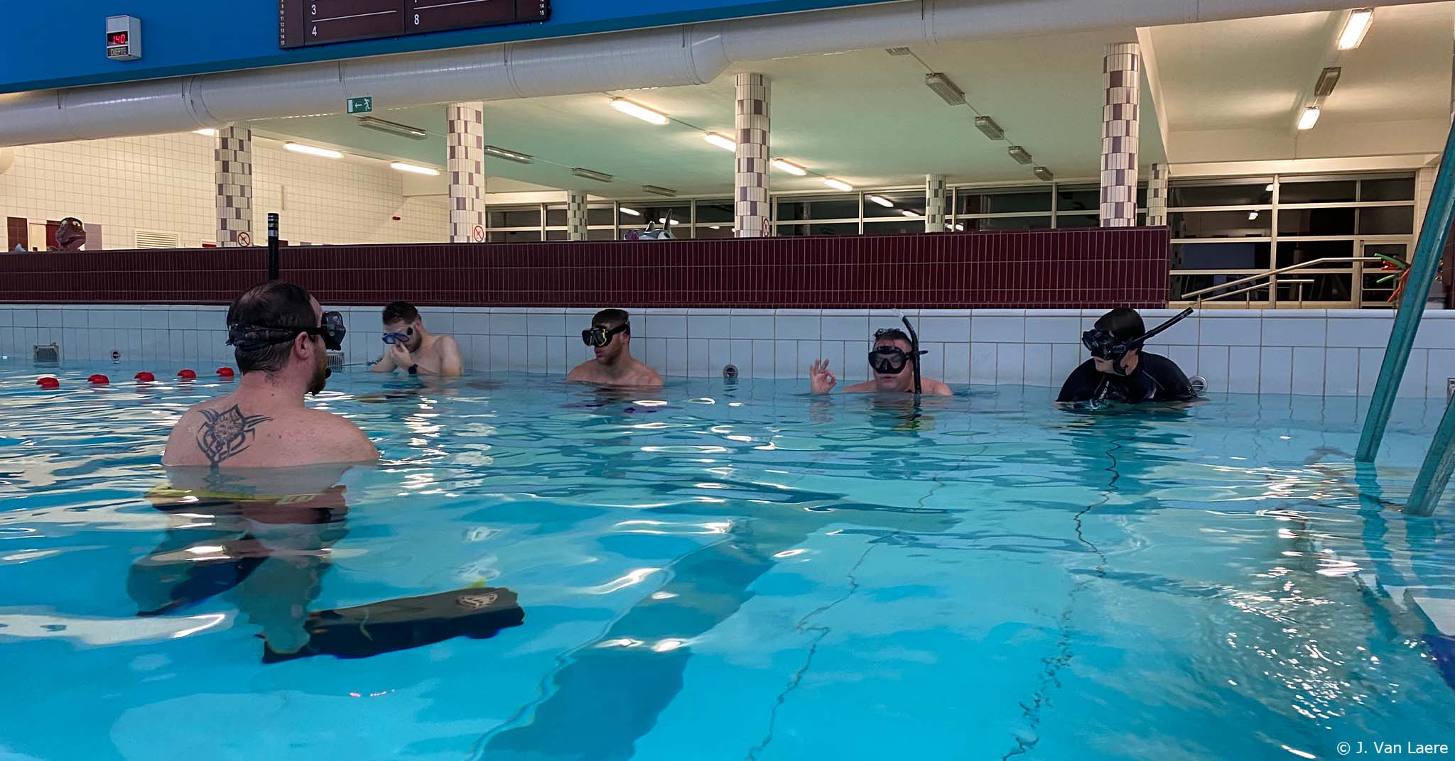Wekelijkse zwembadtraining - opleiding 2*D